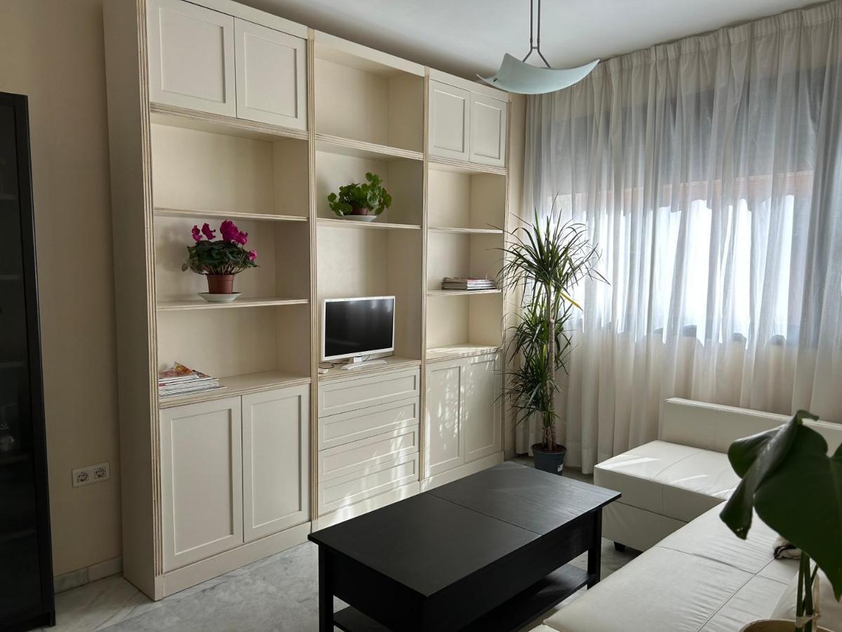 Ferienwohnung Atico Triana Con Piscina Privada Sevilla Exterior foto